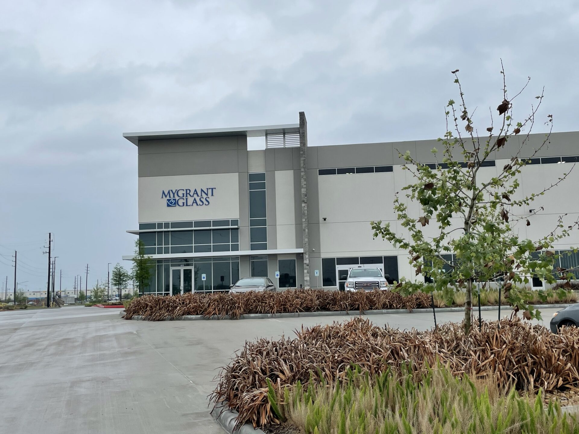 eletrical contracting, building of Mygrant Glass